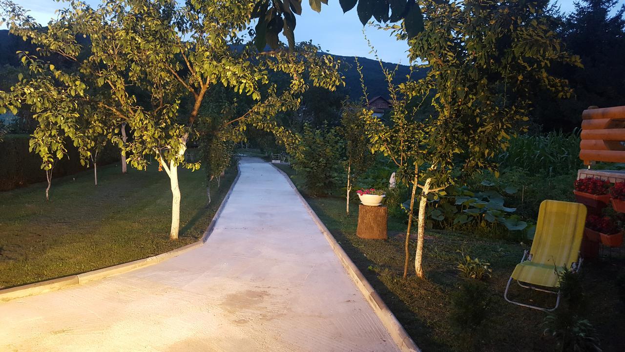Vacation Home Sajra 쿨렌 바쿠프 외부 사진